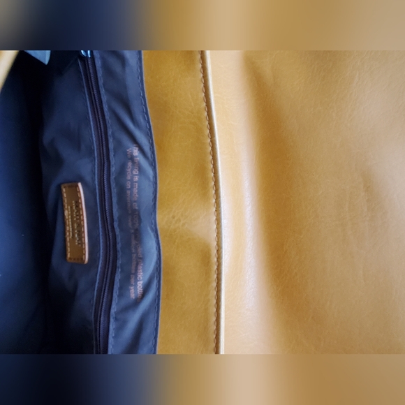 Matt and Nat Vintage Reiti Vegan Satchel - Picture 8 of 16